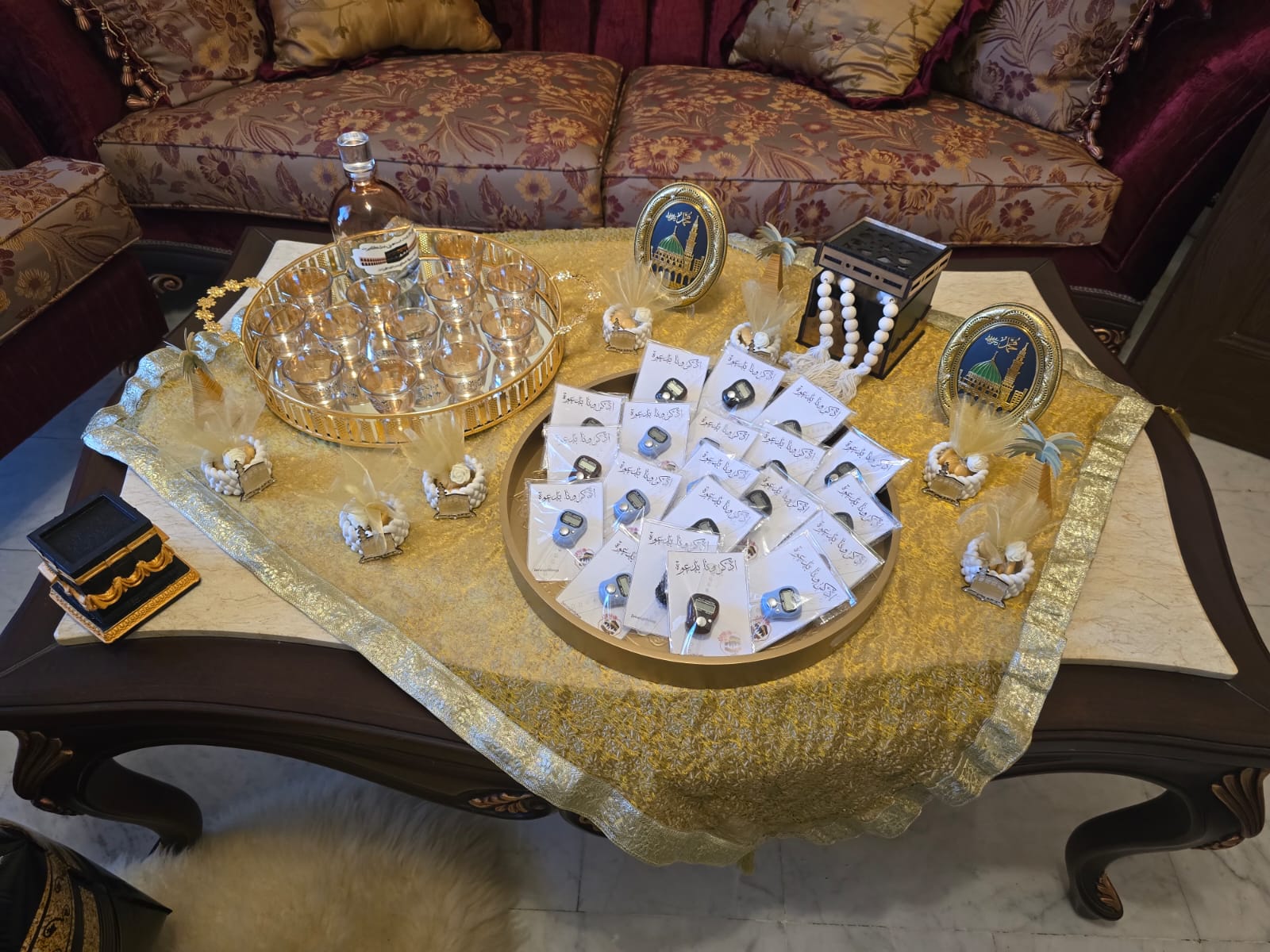 Complete Graduation Gift Box